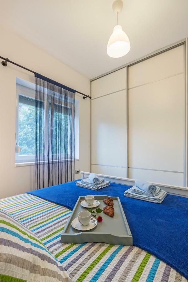 Apartment Danijela I Pula Bagian luar foto